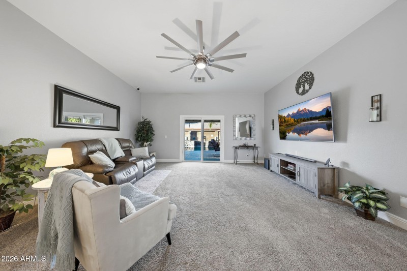 Bright & Light Great Room