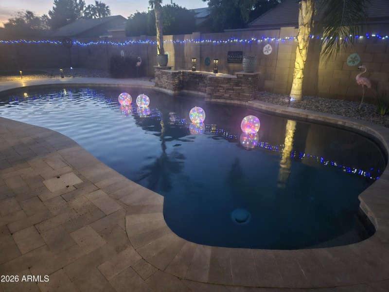 Amazing Oasis Style Backyard