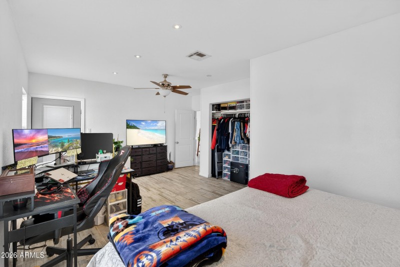 18-print-45N Pinal St