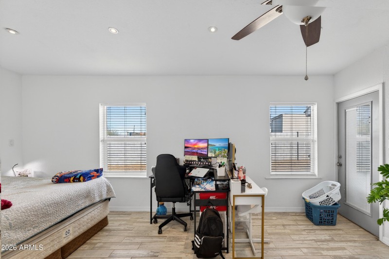 19-print-46N Pinal St