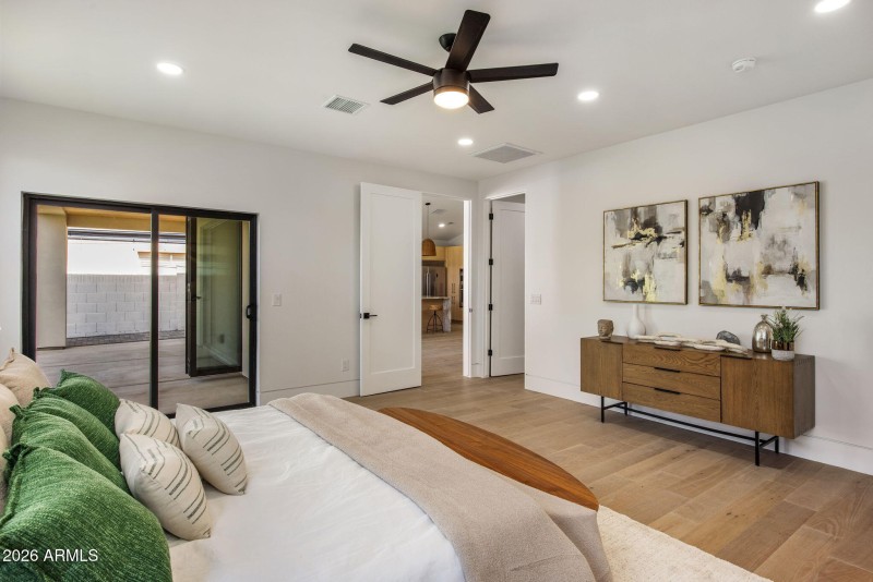 Primary suite