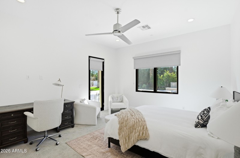 6129 E Turquoise Ave-44