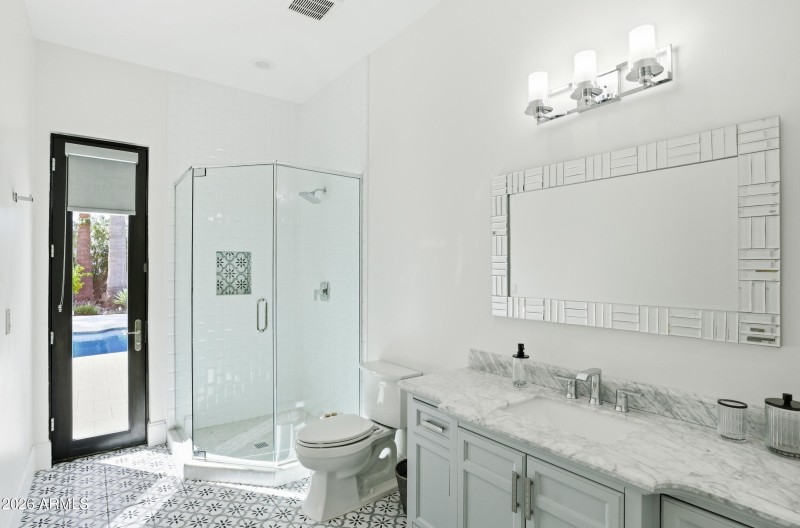 6129 E Turquoise Ave-47