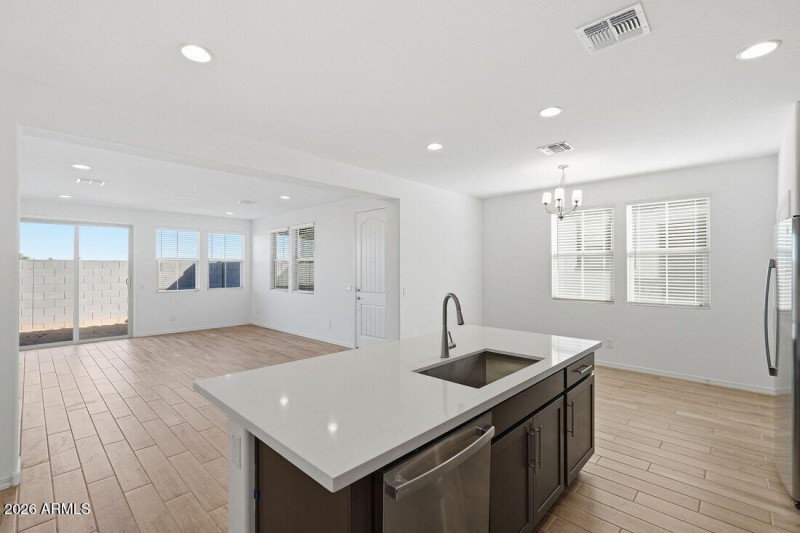 hj-az-phoenix-parkside-villas-cc-em3-lot