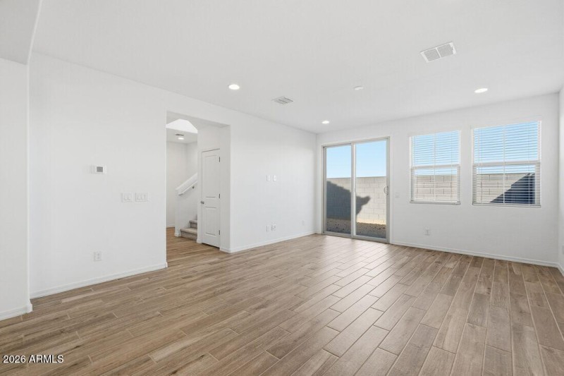 hj-az-phoenix-parkside-villas-cc-em3-lot