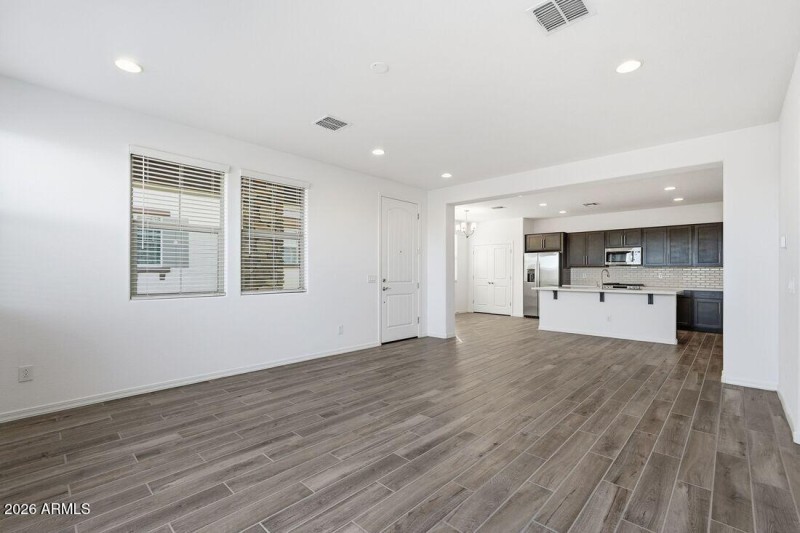 hj-az-phoenix-parkside-villas-cc-em3-lot