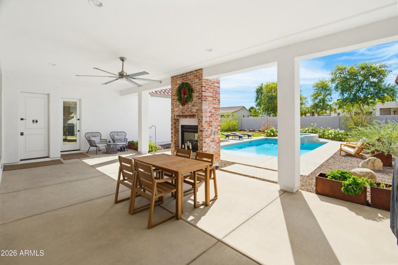 17811 E Augusta Ave-63