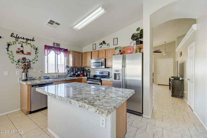 23296 W Ashleigh Marie Dr-9