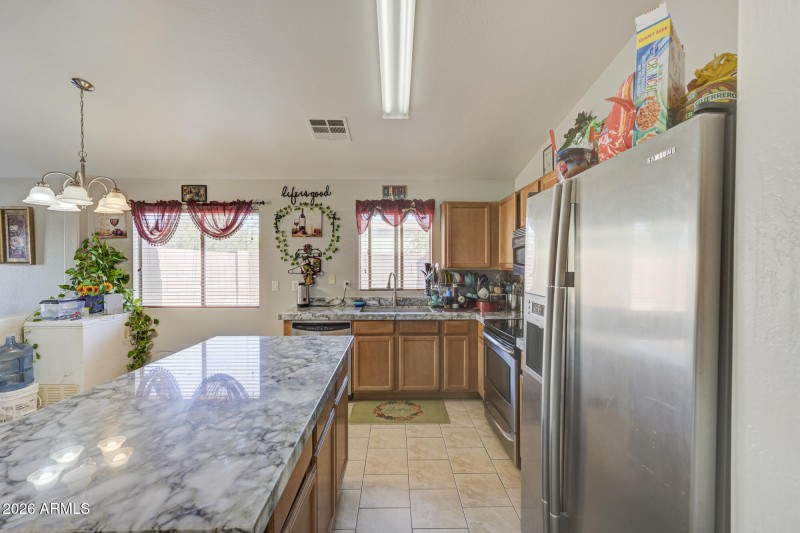 23296 W Ashleigh Marie Dr-12