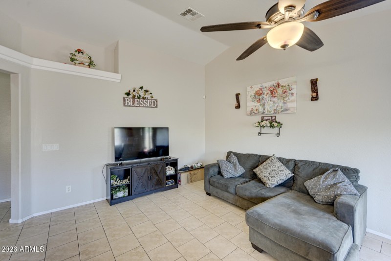 23296 W Ashleigh Marie Dr-17