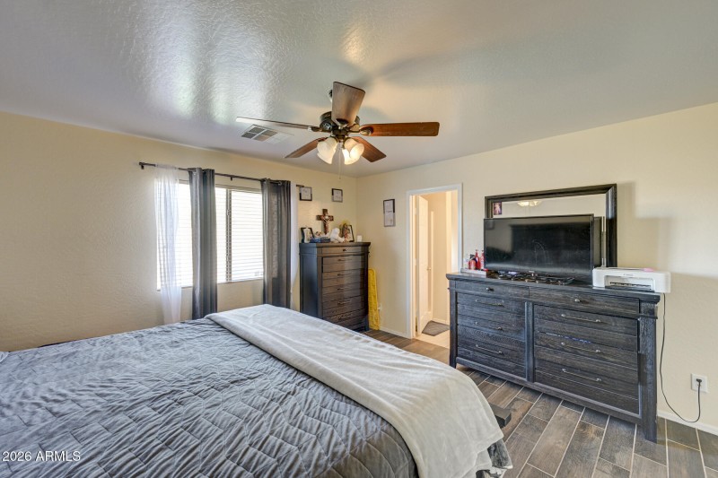 23296 W Ashleigh Marie Dr-20