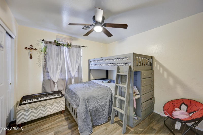 23296 W Ashleigh Marie Dr-25