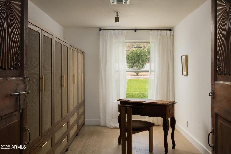 Extra Primary Closet