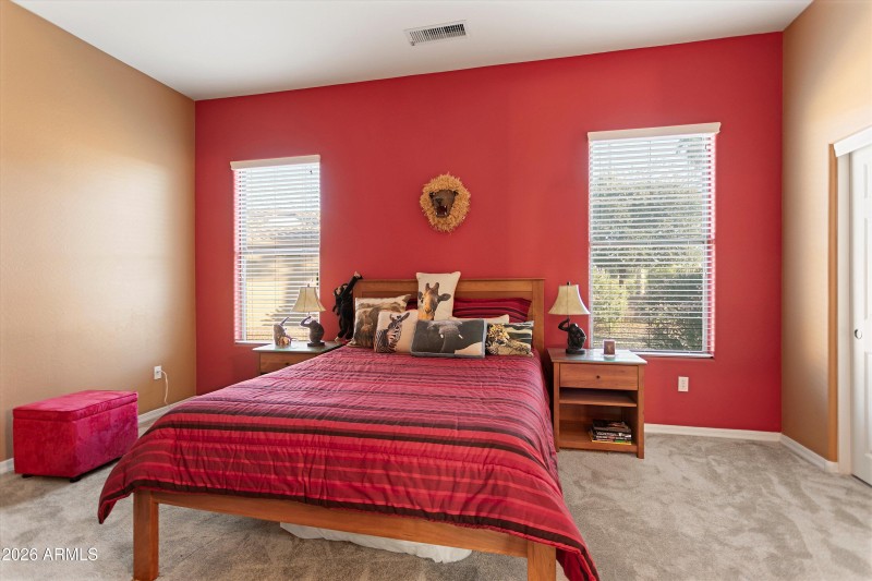 32-16385 W Glacier Ct