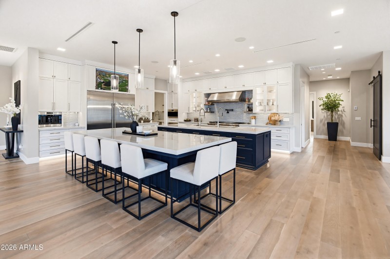 6210 E Keim Dr-1