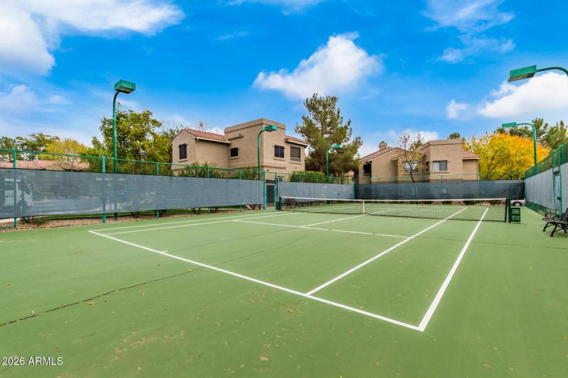 50-Frank Lloyd Weight