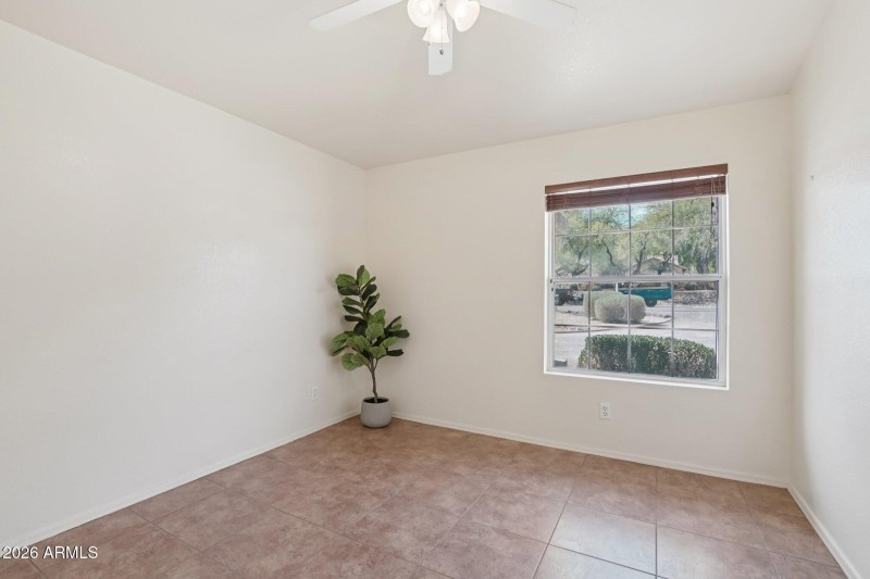 11-web-or-mls-N 173rd Ave-S2702-011