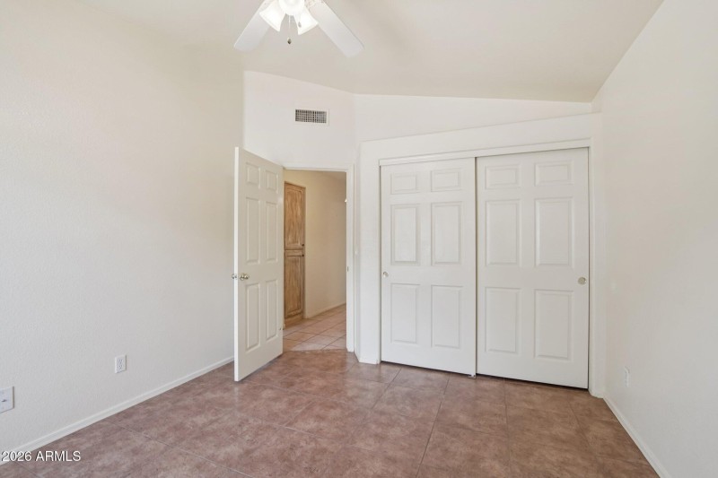 12-web-or-mls-N 173rd Ave-S2702-012