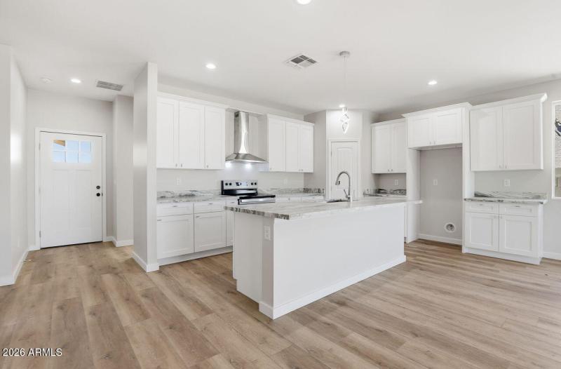 7-web-or-mls-9192 W Rafael Dr Arizona Ci