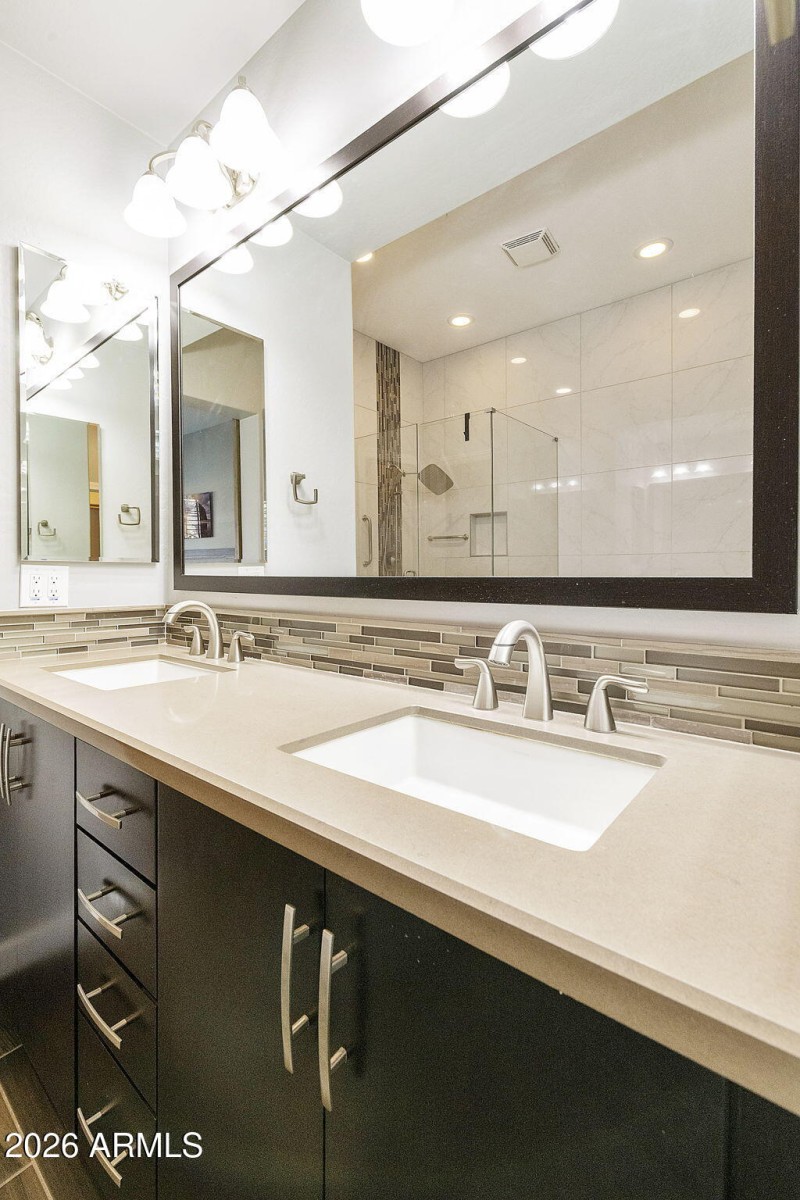 Primary vanity