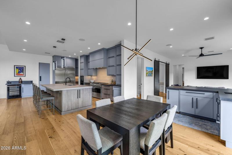 Eat in Kitchen - Breakfast Nook