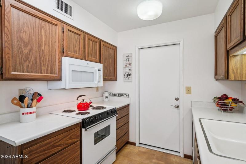 34-web-or-mls-N Pinion Ln-S0103-034