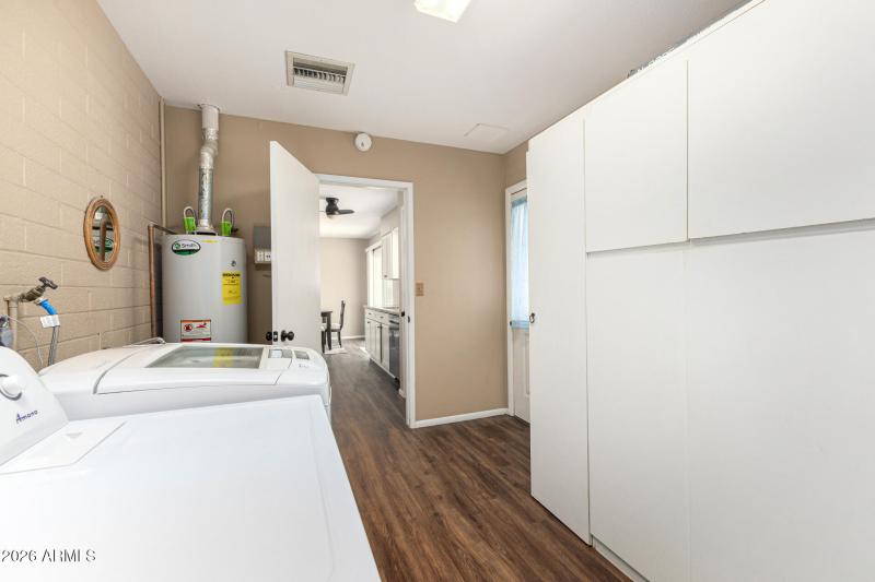 GAS WATER HEATER & UTILITY SINK