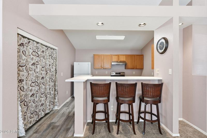 Kitchen with Breakfast Bar