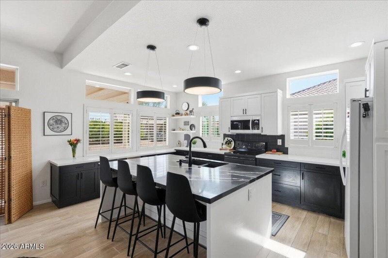 Tons of counter space