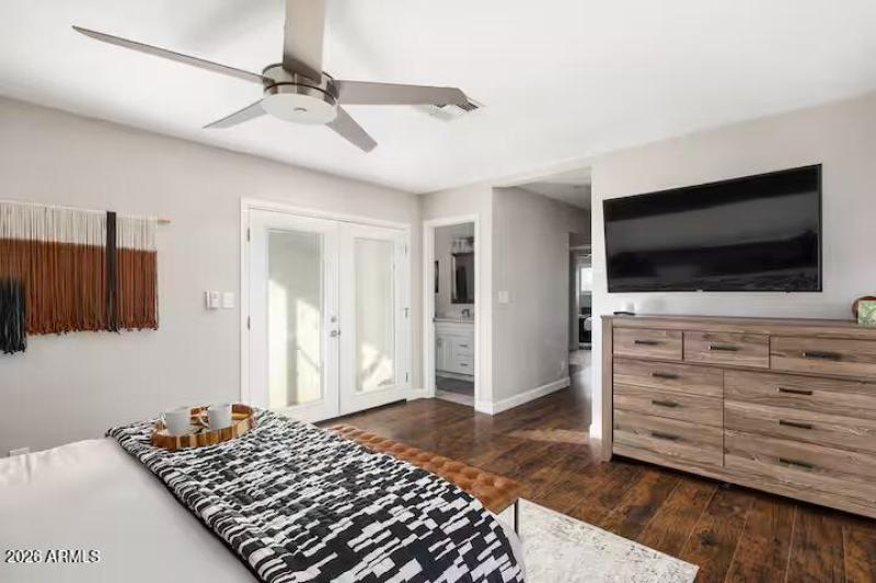 eb73b271-ba29-431b-aea5-9754f7d72726