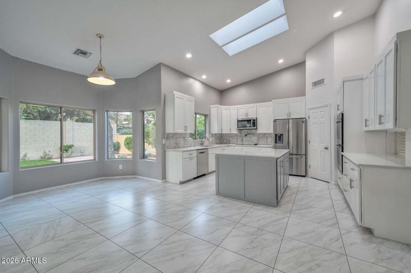 Kitchen-Breakfast Room