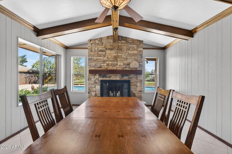 18-web-or-mls-49N Delmar