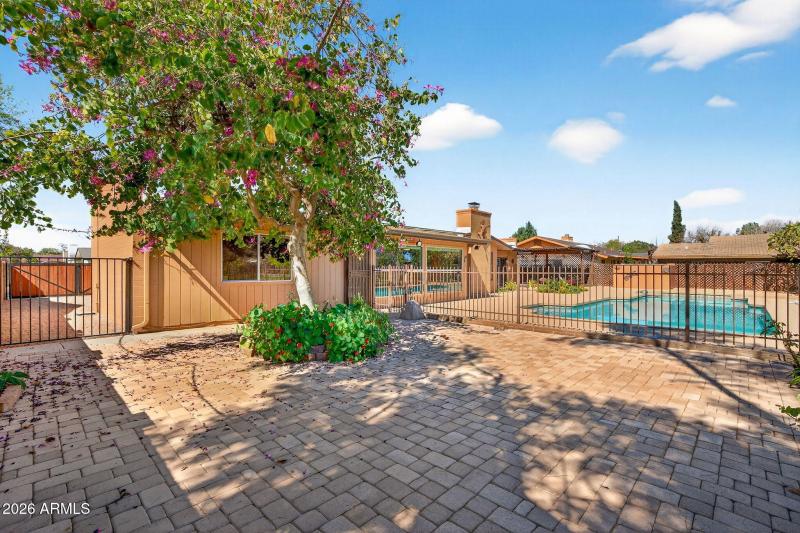 44-web-or-mls-36N Delmar