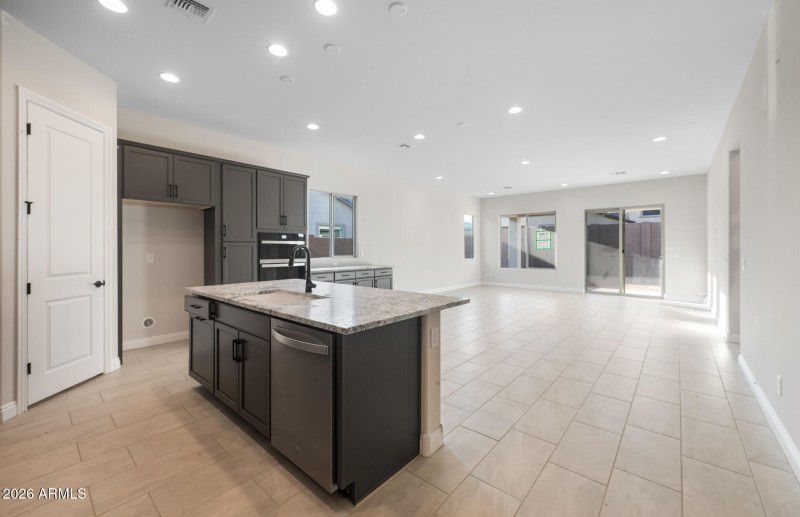 Kitchen/Cafe/Gathering Room