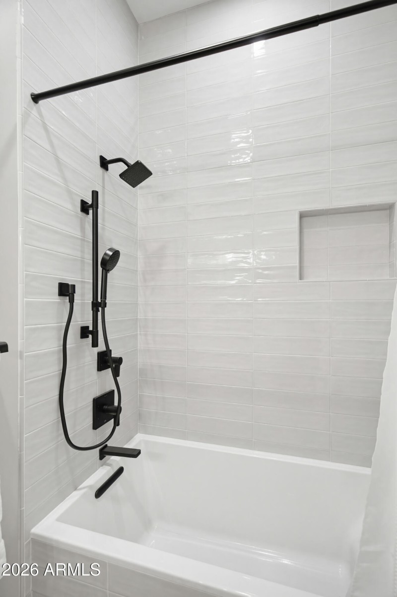 6210 E Keim Dr-49