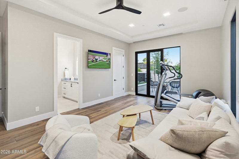 6210 E Keim Dr-54