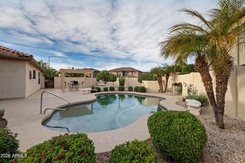 15797 W Maui Ln, Surprise