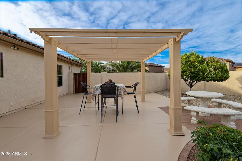 15797 W Maui Ln, Surprise