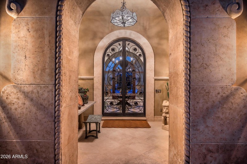 Covered entryway