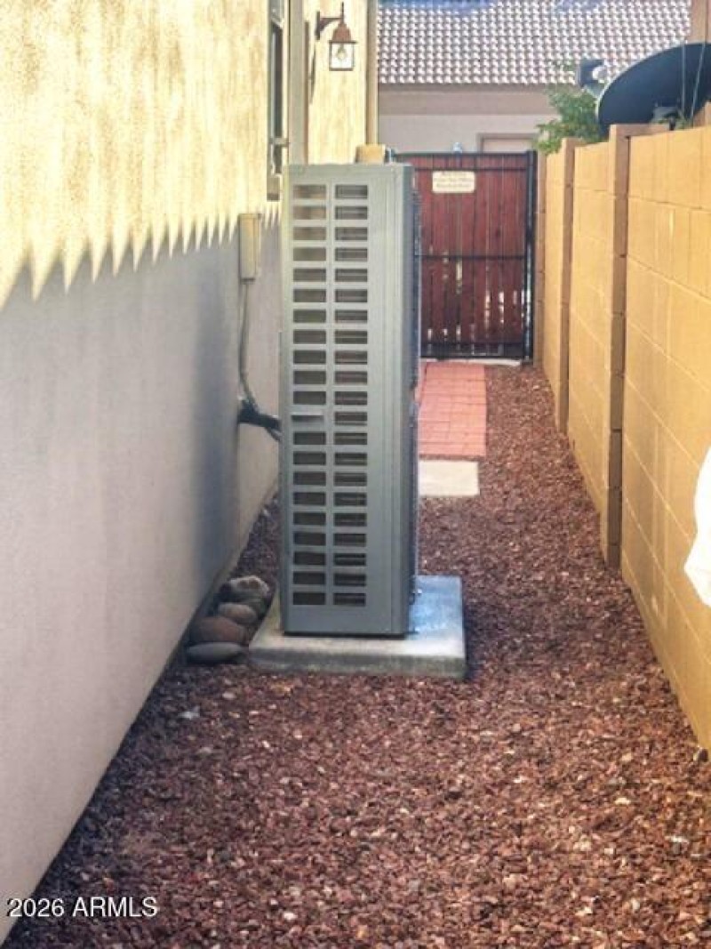 Heat pump and exit gate - Copy