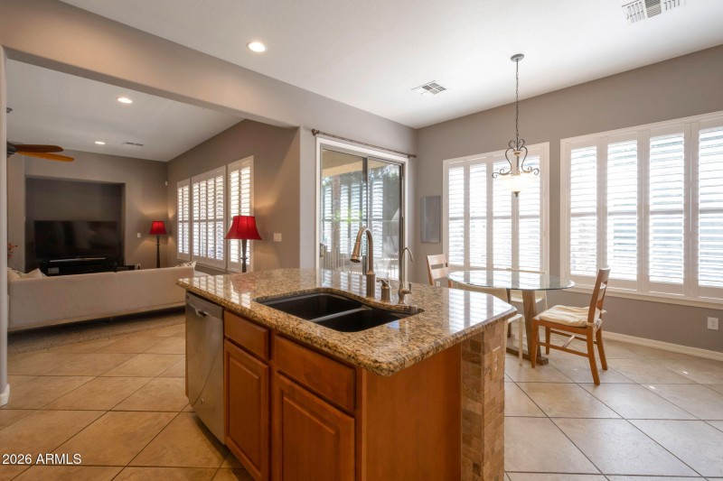 5-web-or-mls-Qp-3436