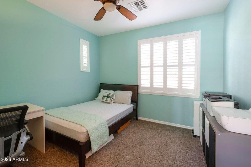 25-web-or-mls-Qp-3366