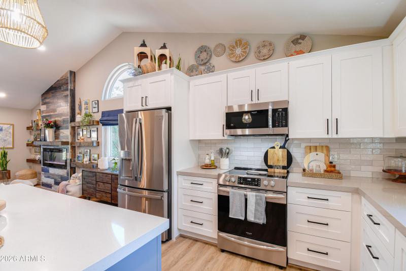 All lowers are drawers!