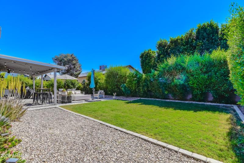 Totally Private Yard