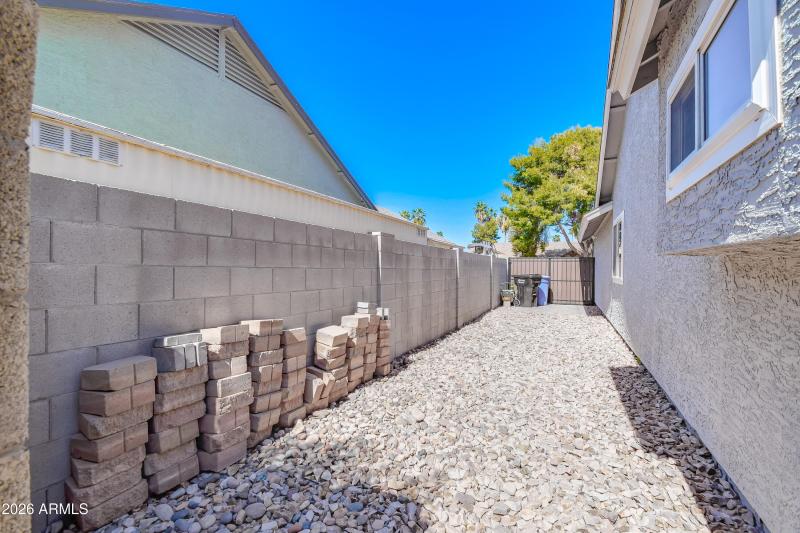 Side Yard for Your Toys - NO HOA