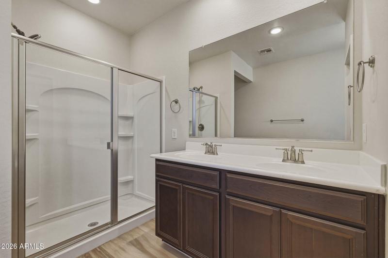 24-web-or-mls-40551 W Jenna Ln-24