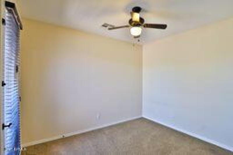 9265ECanyonViewRd-21