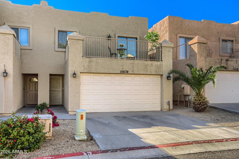 02 Exterior Front (2)