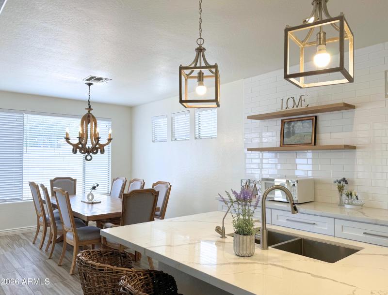 Dining room 002 - 