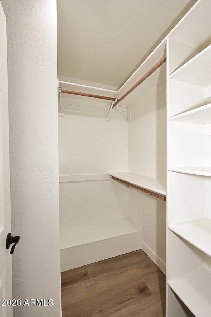 3rd Bedroom-Closet